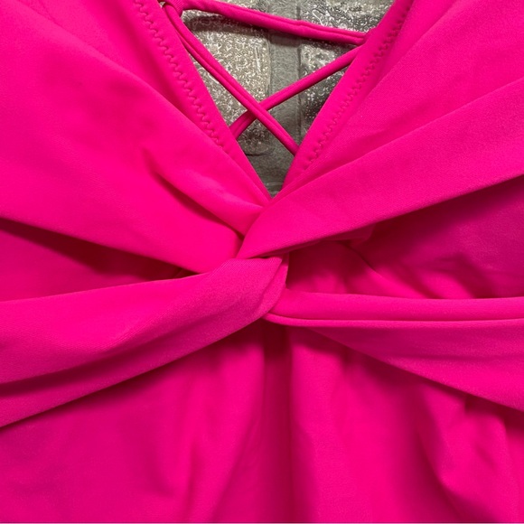 Blooming Jelly Pink Ruffle V-Neck One Piece Swimsuit L - Picture 4 of 9